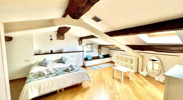 Cozy Loft Marina View
