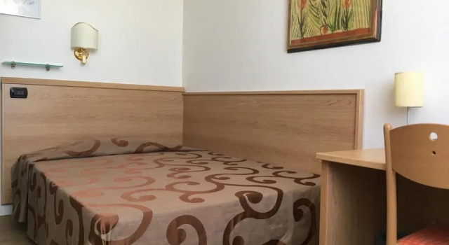 Номер Standard Hotel Carlton