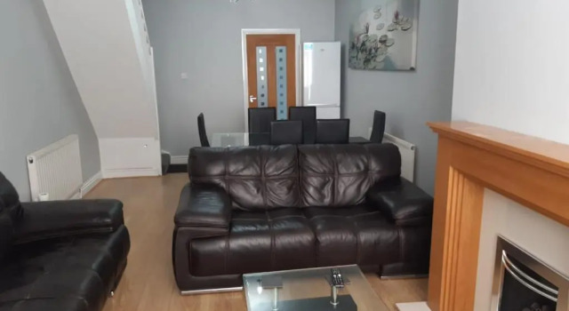 Apartment Hanwell House