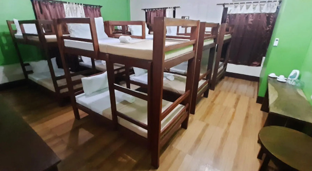 Кровать в общем номере Escoltas Homey Lodge