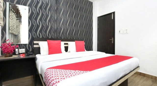 Hotel Shivam Residency by OYO Rooms, Book Hotel Amritsar Punjab