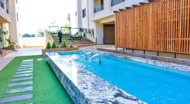 2BR with Balcony, Gym& Pool in Kileleshwa, Book Hotel Hotels in Nairobi with a Pool, Swimming Pool