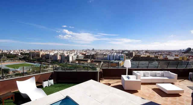 Valencia Luxury River Turia Penthouse with swimming pool, Забронировать Апартаменты/квартира Апартаменты Валенсии, рядом с Спортивно-культурный комплекс Петксина, Апартаменты/квартира