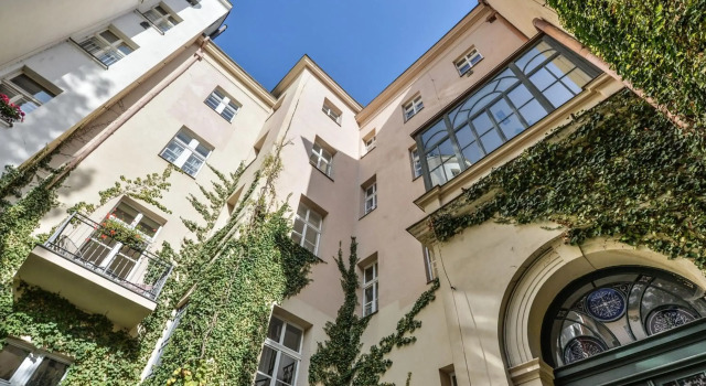 Panoramic Loft, Забронировать Отель Отели Праги с парковкой, рядом с Театр Svanda, Парковка