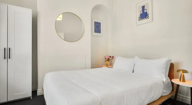 Апартаменты Charming 2-bed Home With Outdoor Space in Cremorne