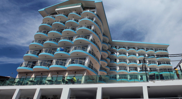 Arora Hotel