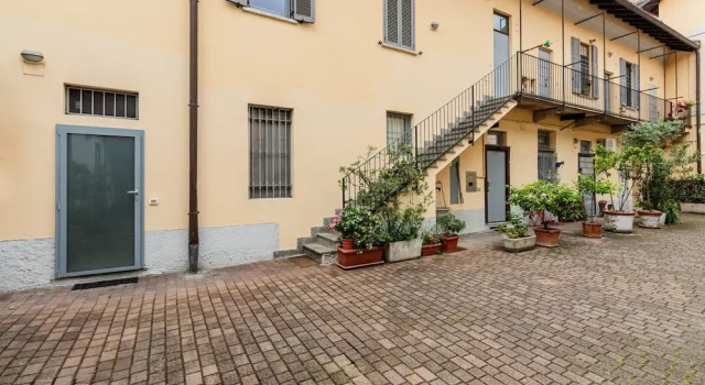 Moderno Loft nel Cortile di un Casale Storico, Reserva ahora Hotel Corsico Lombardía