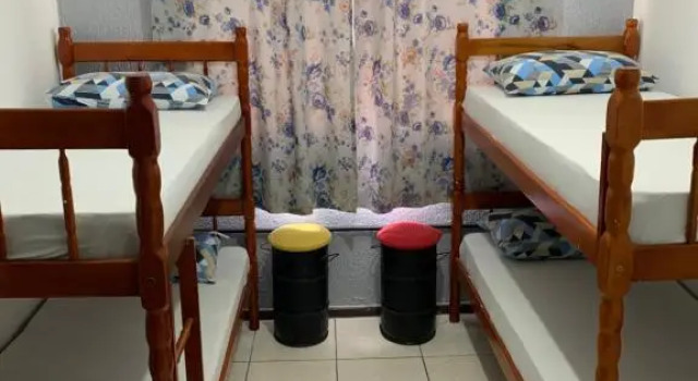 Кровать в общем номере (женский номер) Fica, Vai ter Bolo Hostel