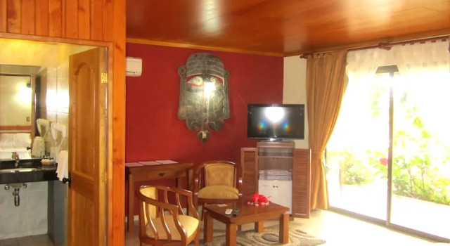 Трёхместный номер Superior Hotel Puku Vai