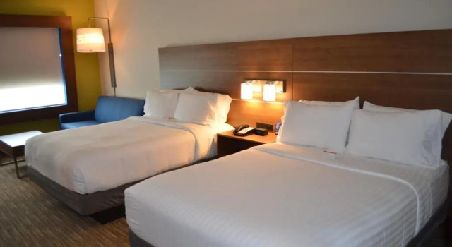 Двухместный люкс Holiday Inn Express & Suites - Charlotte NE - University Area by IHG