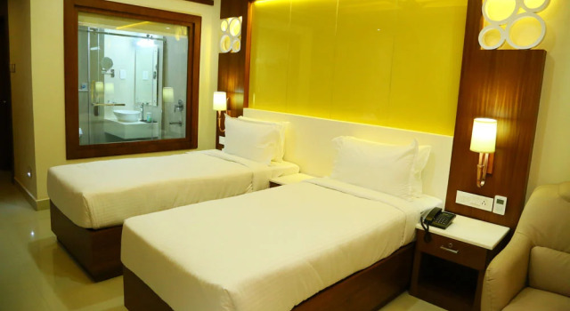 Hotel Saugandhika Residency, Varaa Hotelli Cheppad New Delhi