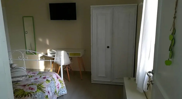 Sotto l'Ulivo, Rezervovat Hotel Mondavio 