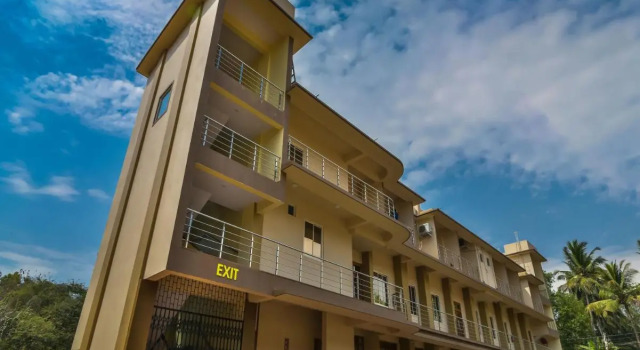 Swarnam Banquet Hall And Hotel, Prenota Hotel Verem 