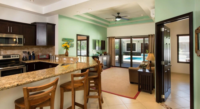 Brand-new 4BD Home With Pool - Ideal for Families, Rezerwuj Hotel Brasilito Guanacaste