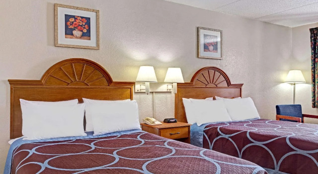 Super 8 Tampa