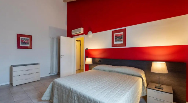 Апартаменты Hotel Maranello Village