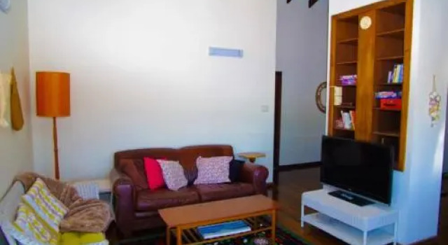 Barrels Beach House, 28 Dulconghi Street