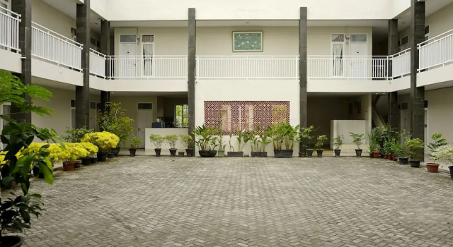 OYO 1167 Home Sty Residence, Rezervovat Hotel Hotely v Pekanbaru s parkováním, Parkování