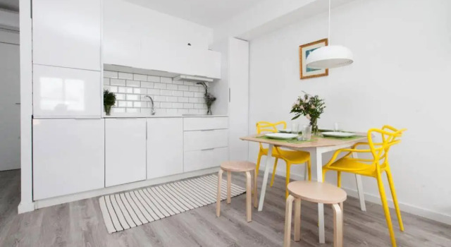 Pop Art, Apartamento Molviedro 304, Забронировать Апартаменты/квартира Апартаменты Севильи, рядом с Мост Триана, Апартаменты/квартира