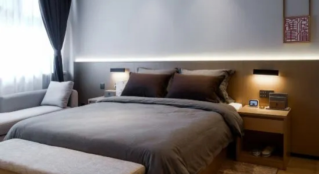 Полулюкс Luxury Liaocheng Haiyuan Yaji Hotel (China Water Ancient City)
