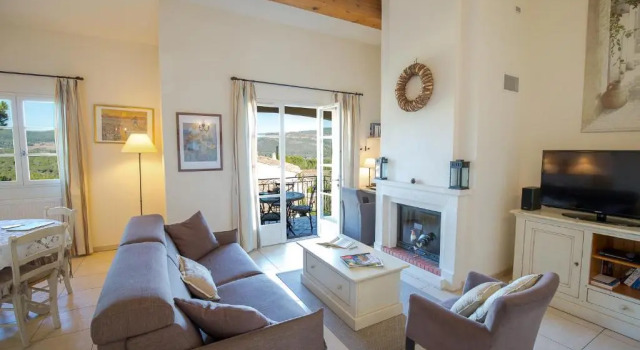 Апартаменты Le Domaine de Saint Endreol Golf & Spa Resort