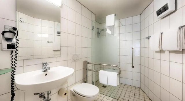 Одноместный номер Standard B&B Hotel Düsseldorf-Hbf