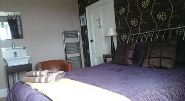 Двухместный номер Standard Albert Hotel