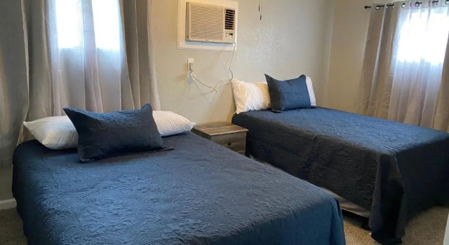 Люкс Rockwood Resort Motel