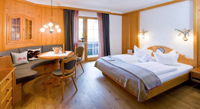 Полулюкс Hallers Geniesserhotel