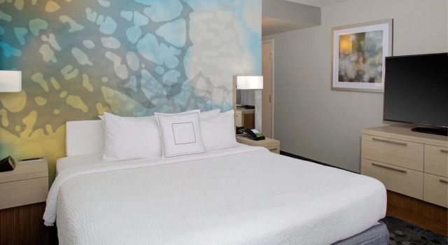 Люкс Courtyard by Marriott Richmond Chester