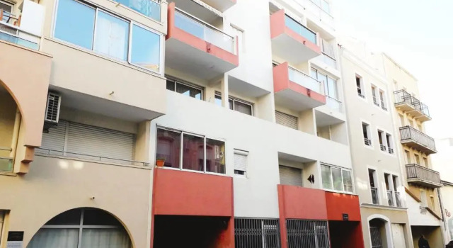 BoHémian Studio in Sète Center, Book Lejlighed Sète Étang de Thau