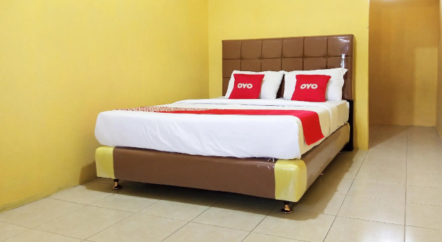 OYO 90243 Griya Sinta Syariah, Rezerwuj Hotel Hajimana Sumatra