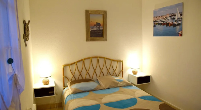 House With 2 Bedrooms in Vaux-sur-mer, With Pool Access, Enclosed Gard, Rezerwuj Hotel Hotele w Côte de Beauté z basenem, Basen