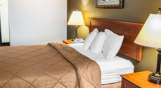 Двухместный номер Standard Rodeway Inn Espanola
