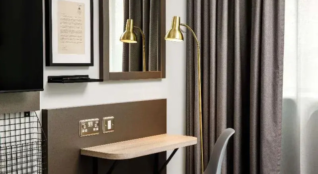 Двухместный номер Standard с красивым видом из окна Mercure Newport