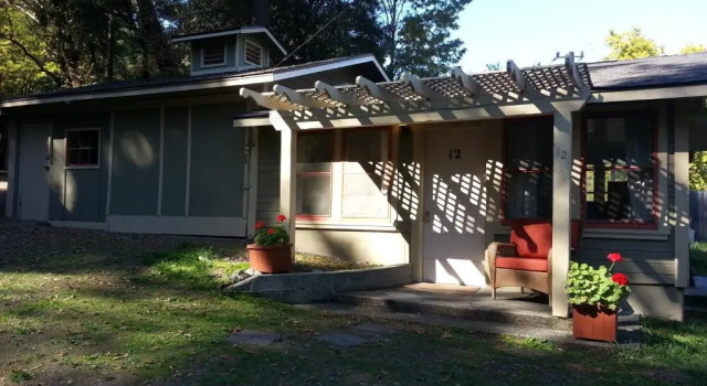 Студия Deluxe China Creek Cottages