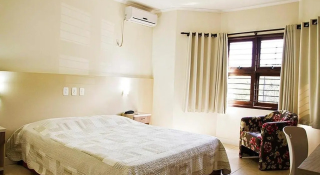 Трёхместный номер Standard с красивым видом из окна Sênior Parque Hotel