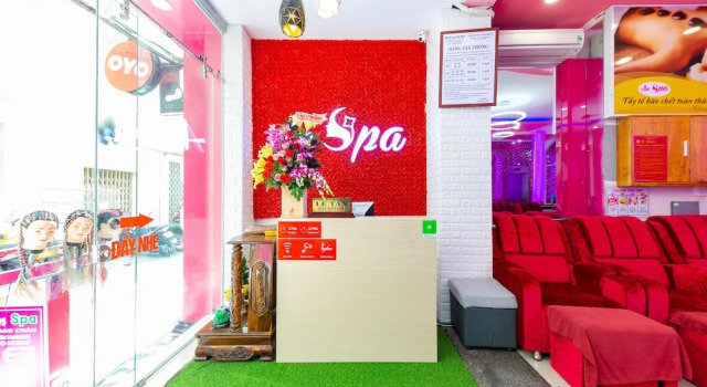 OYO 385 Gia Huy Hotel, Забронировать Отель Отели Кханьхоа с парковкой, Парковка