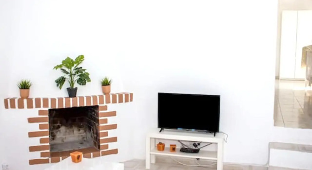 House With 2 Bedrooms In Aldeia Do Meco With Wifi, Book Feriehus  