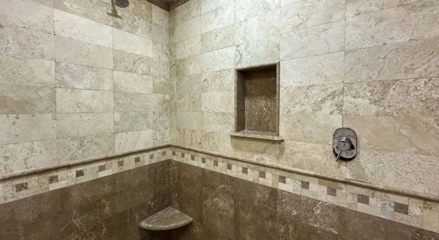 Коттедж Poolside Family Retreat 2BR Condo