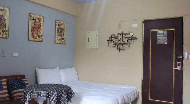 FC Holiday Inn, Reservar Hotel Taichung China