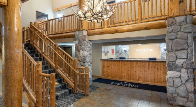 AmericInn Two Harbors, Varaa Hotelli Hotellit Minnesota pysäköinnillä, Pysäköinti