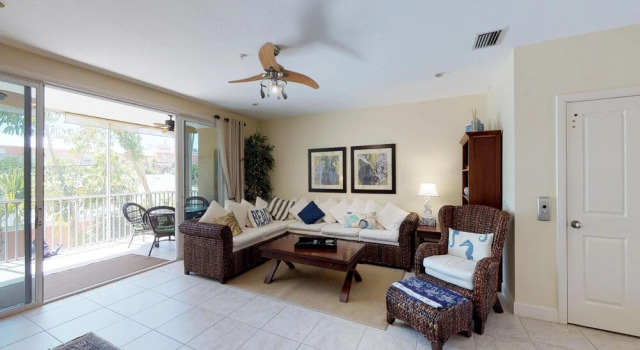 225 Bradenton Beach Club