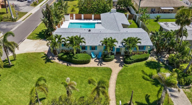 308 Formosa Drive, Varaa Lomakoti Hotellit Space Coast pysäköinnillä, Pysäköinti