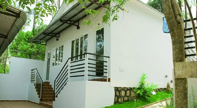Четырёхместный семейный номер Standard с балконом Ngoc Hanh Bungalow Phu Quoc
