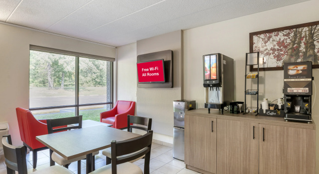 Red Roof Inn Doswell - Kings Dominion, Забронировать Отель Досуэлл Виргиния