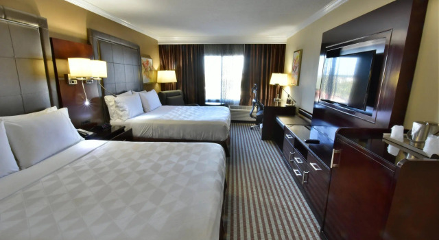 Четырёхместный номер Standard Holiday Inn Orlando East-UCF Area by IHG