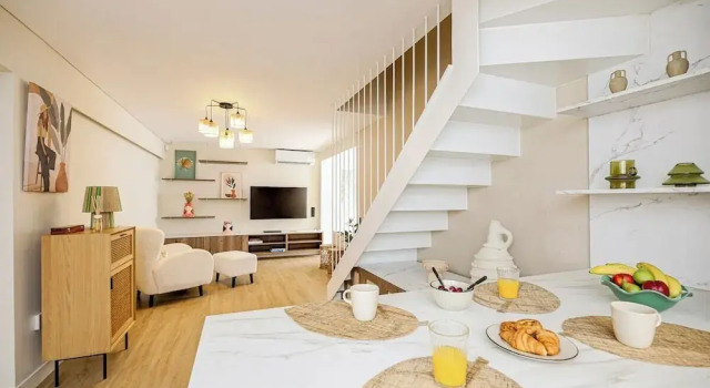 Coastal Charm by Neuvel