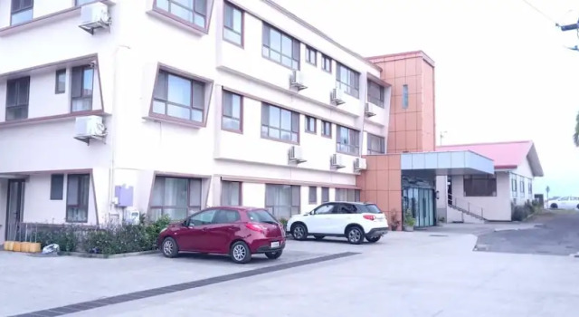 Tauese Seaview Hotel, Rezervovat Hotel Business hotely v Apia-Fagali, 4* 5*