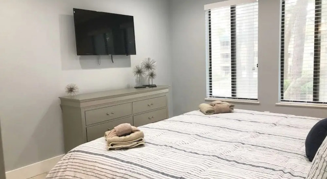 J's Beachtime - 3 Pools, Tennis, Playground 2 Bedroom Condo